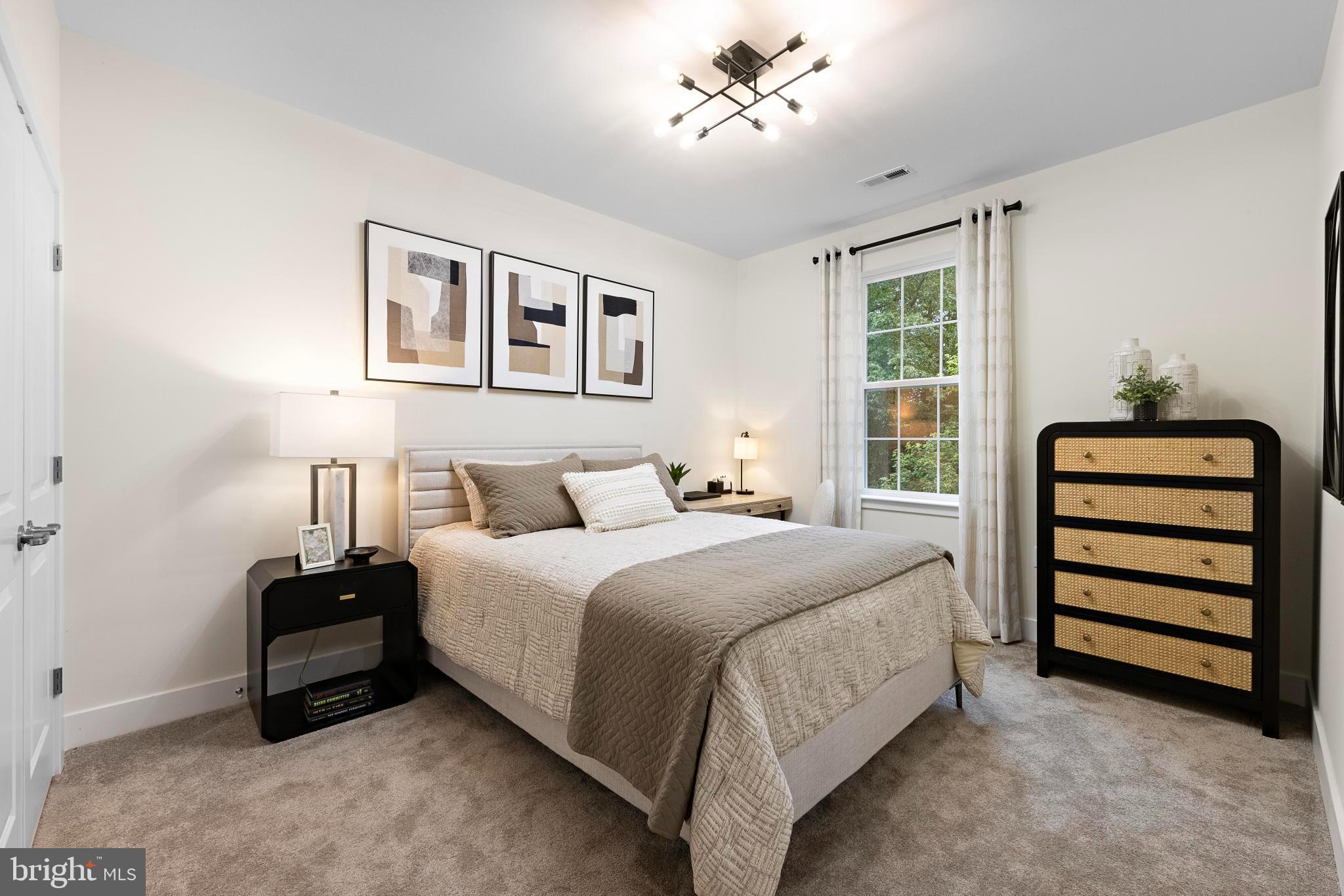30208 RADFORD