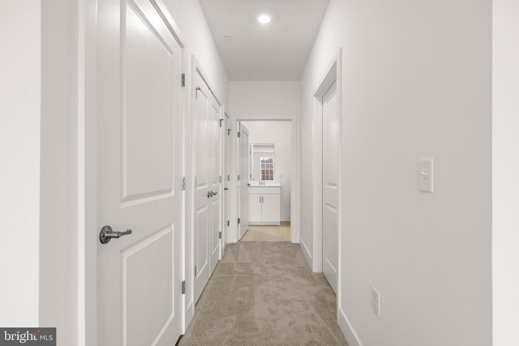 27205 RADFORD