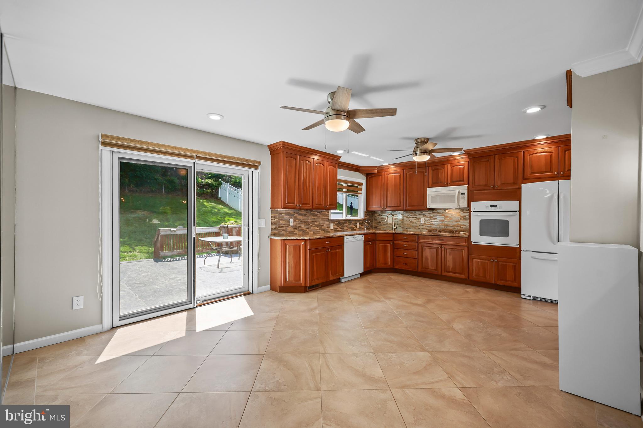 16 VENUS ROAD