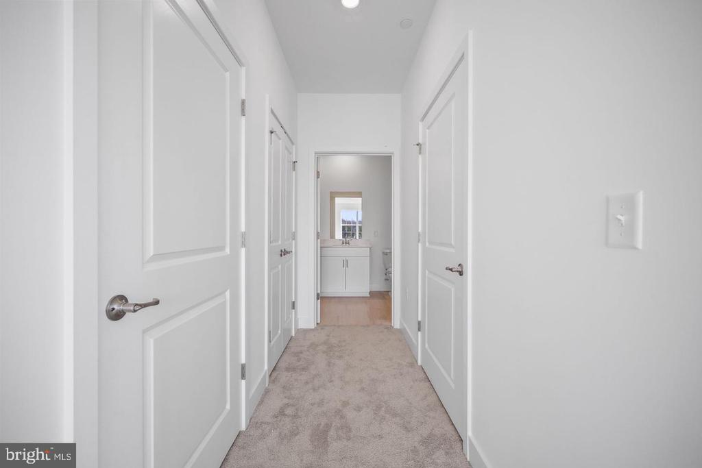 29305 RADFORD