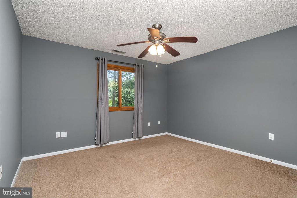 1510 RAVENS CREST DRIVE
