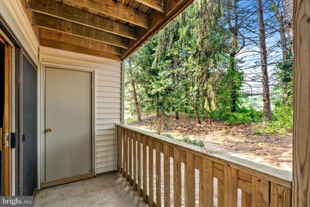 1510 RAVENS CREST DRIVE