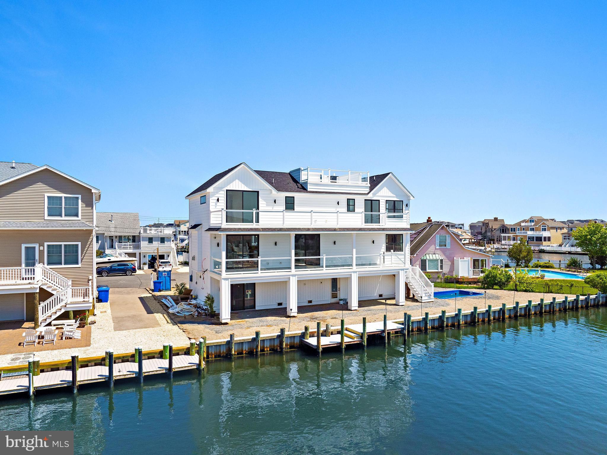 75 Willard Dr