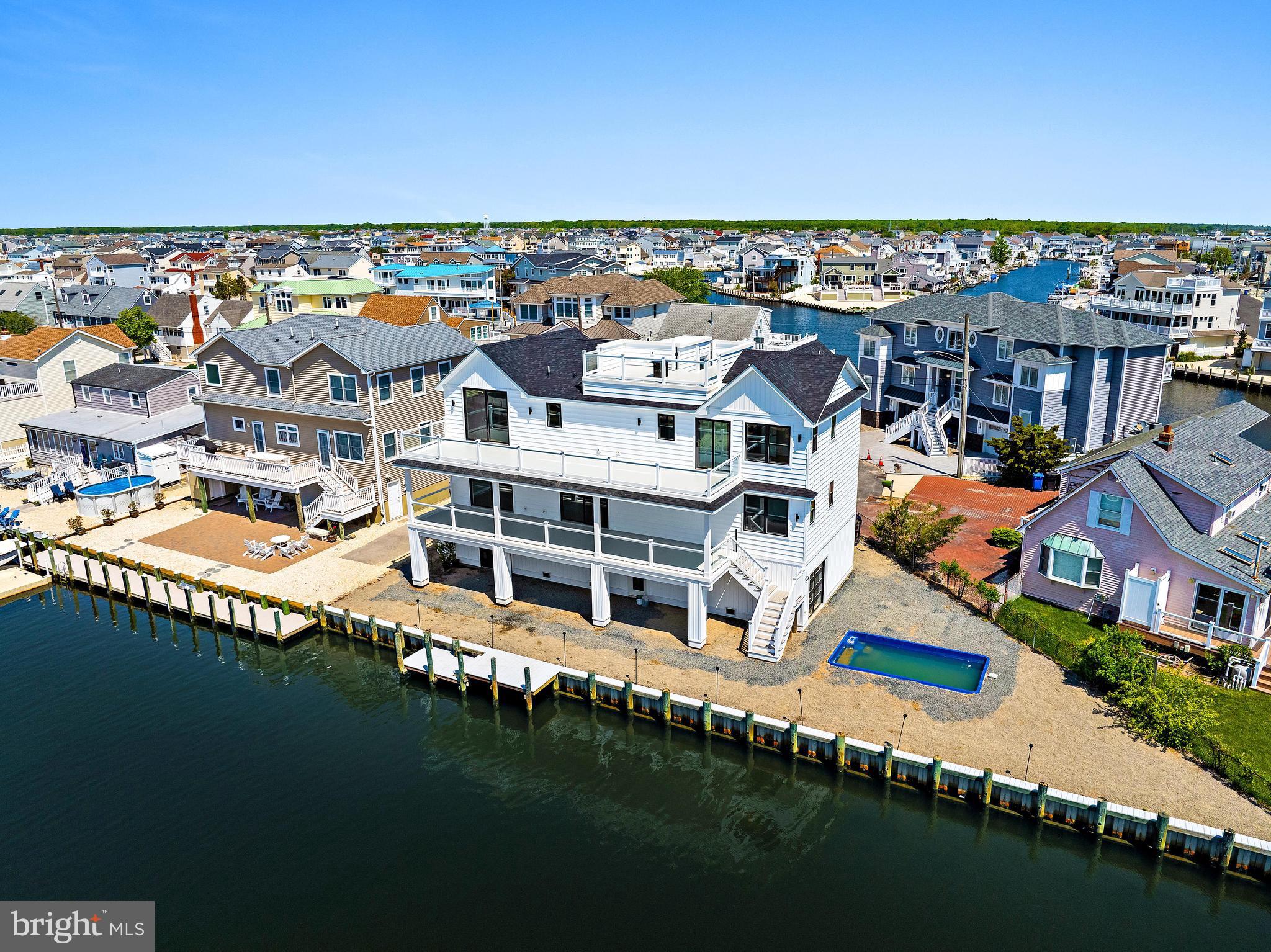 75 Willard Dr