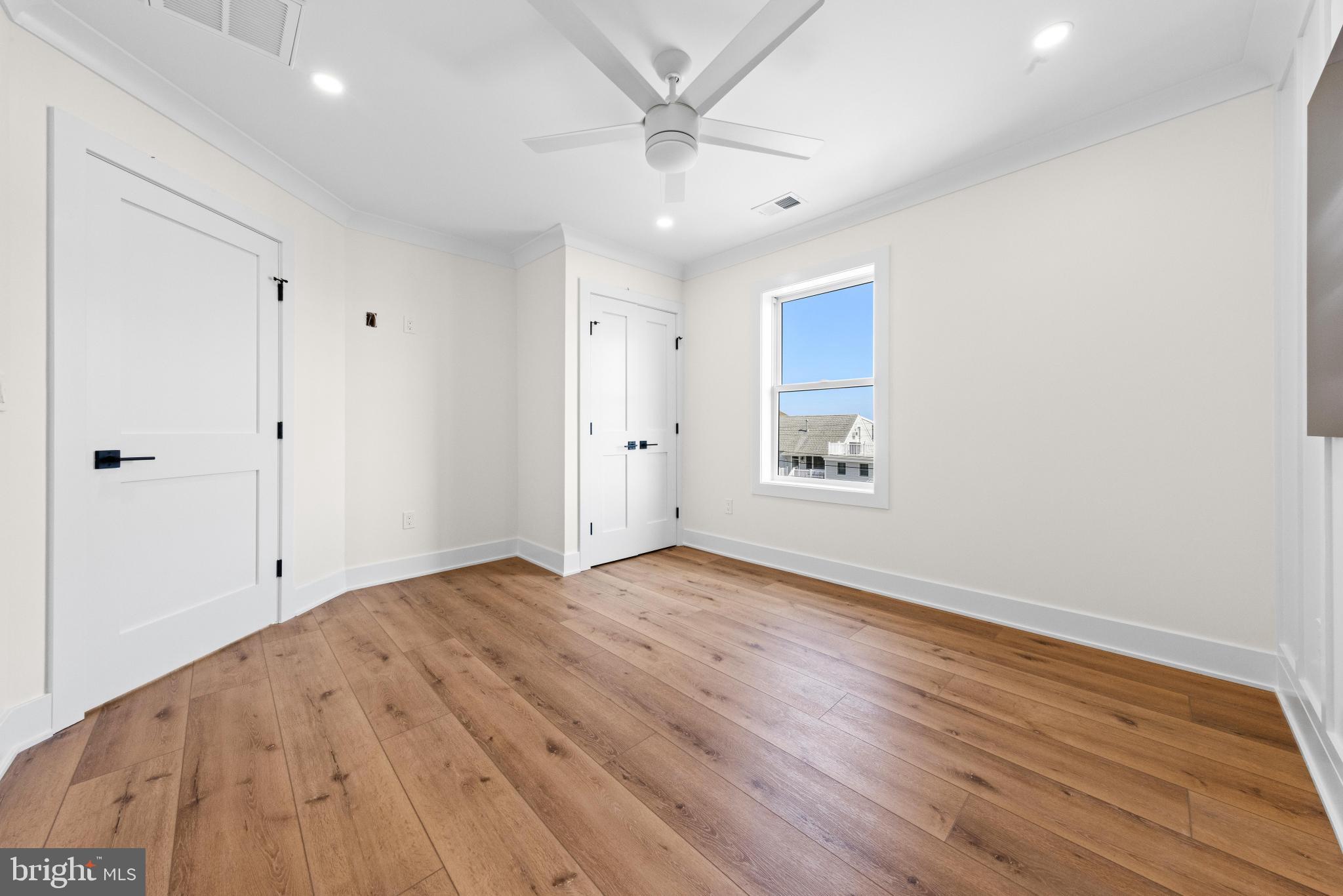 75 Willard Dr