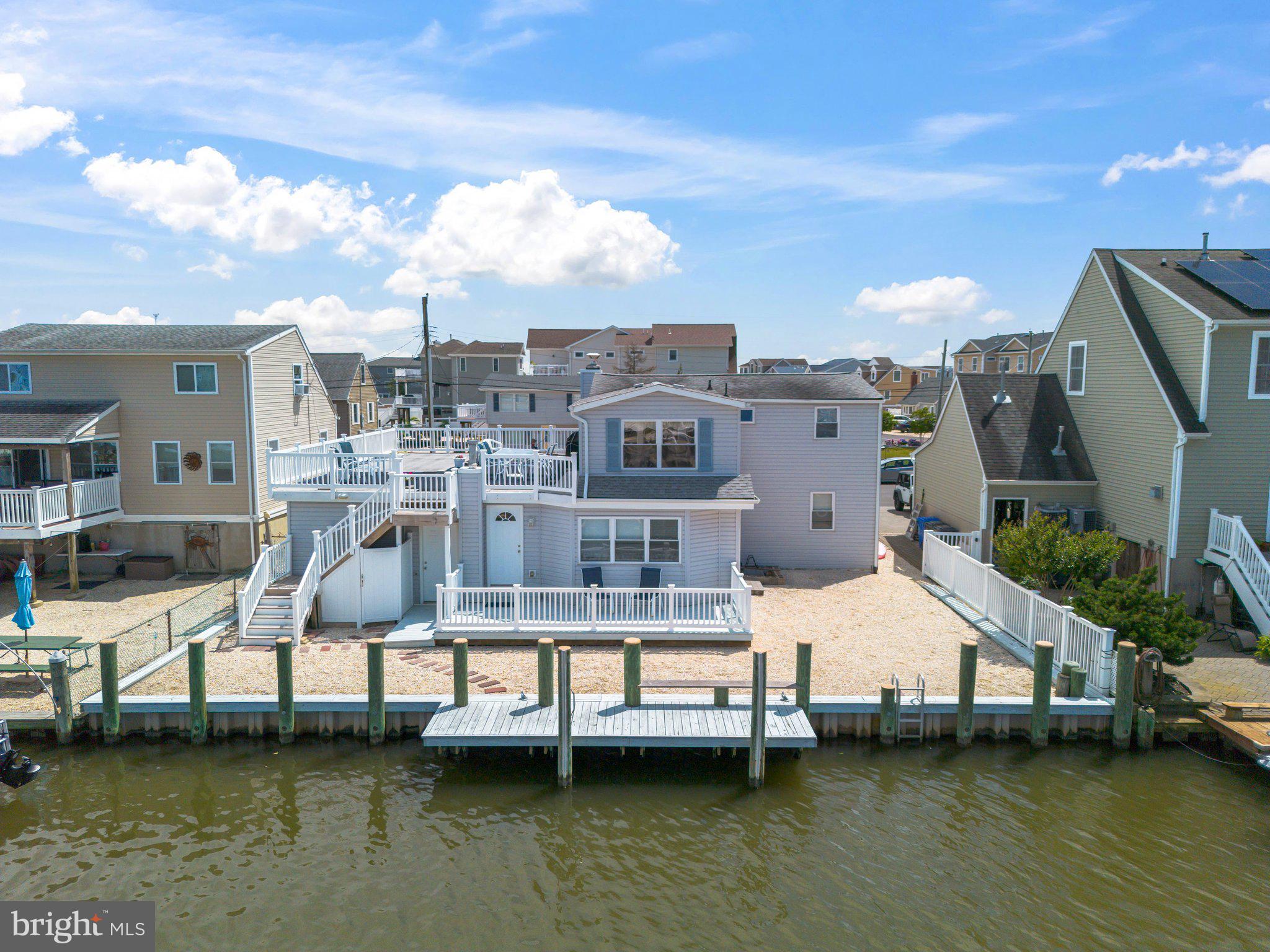20 Jennie Dr