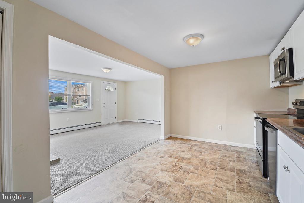20 Jennie Dr