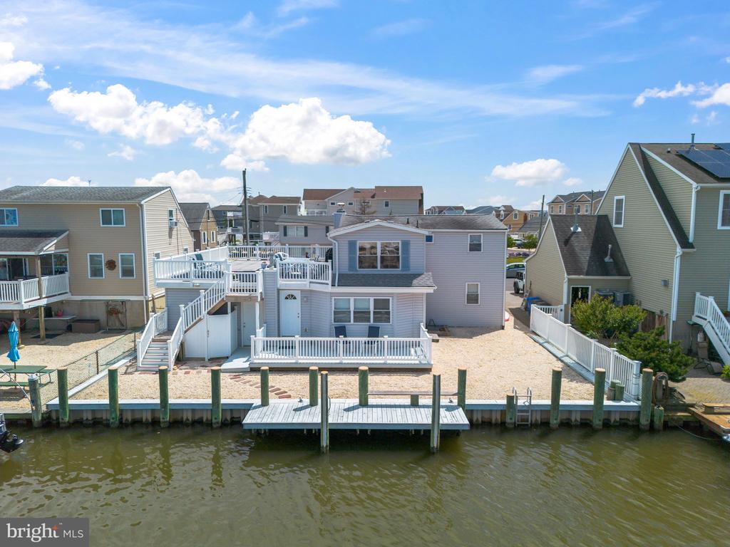 20 Jennie Dr