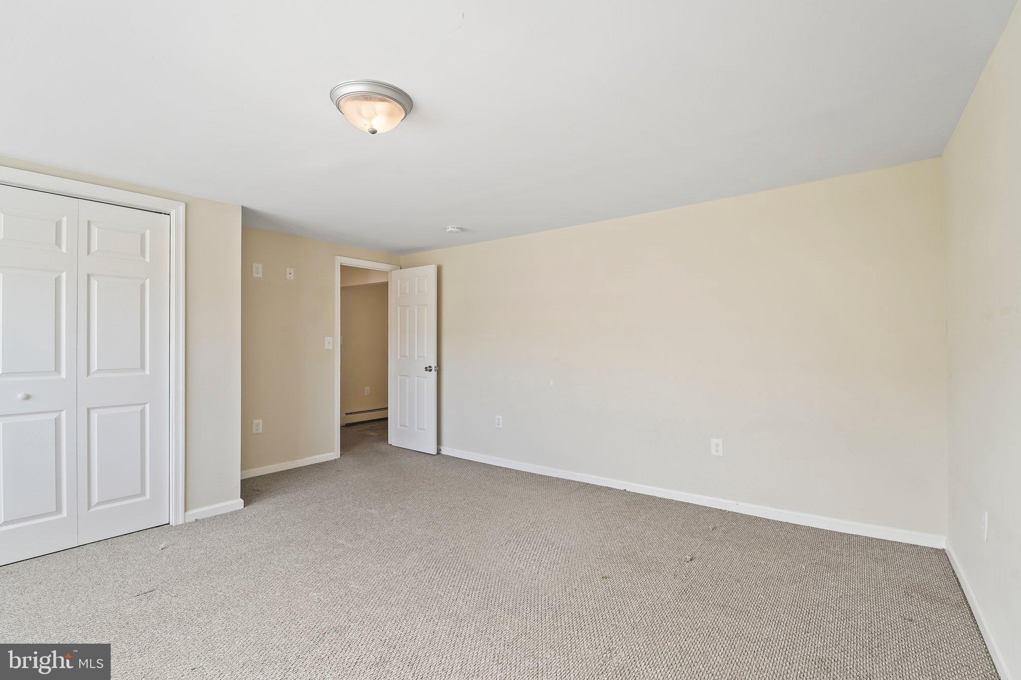 20 Jennie Dr