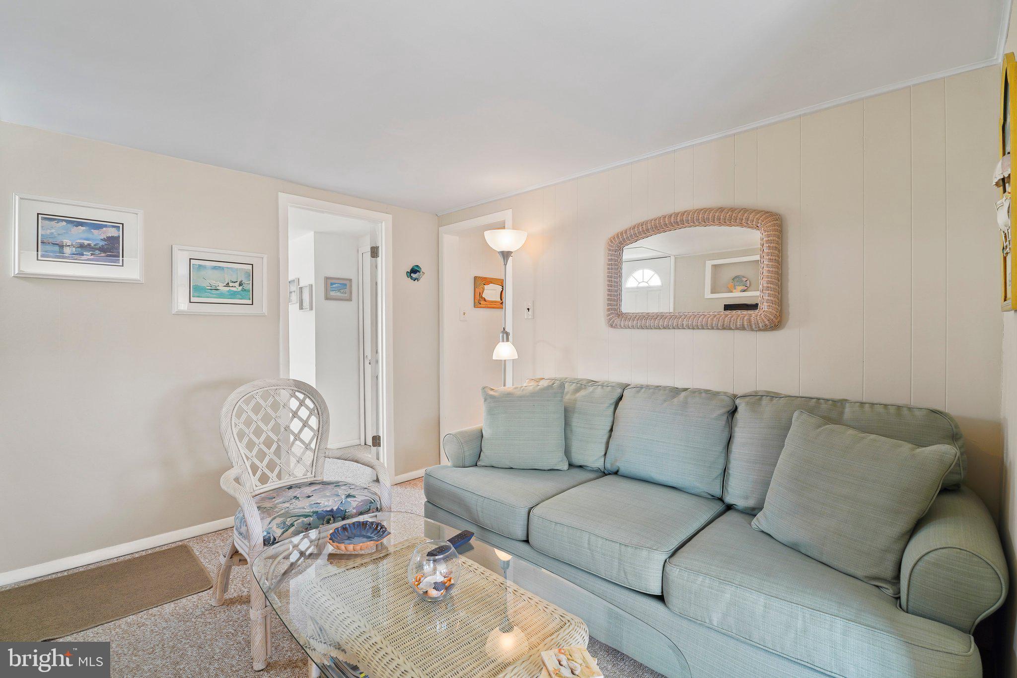 20 Jennie Dr