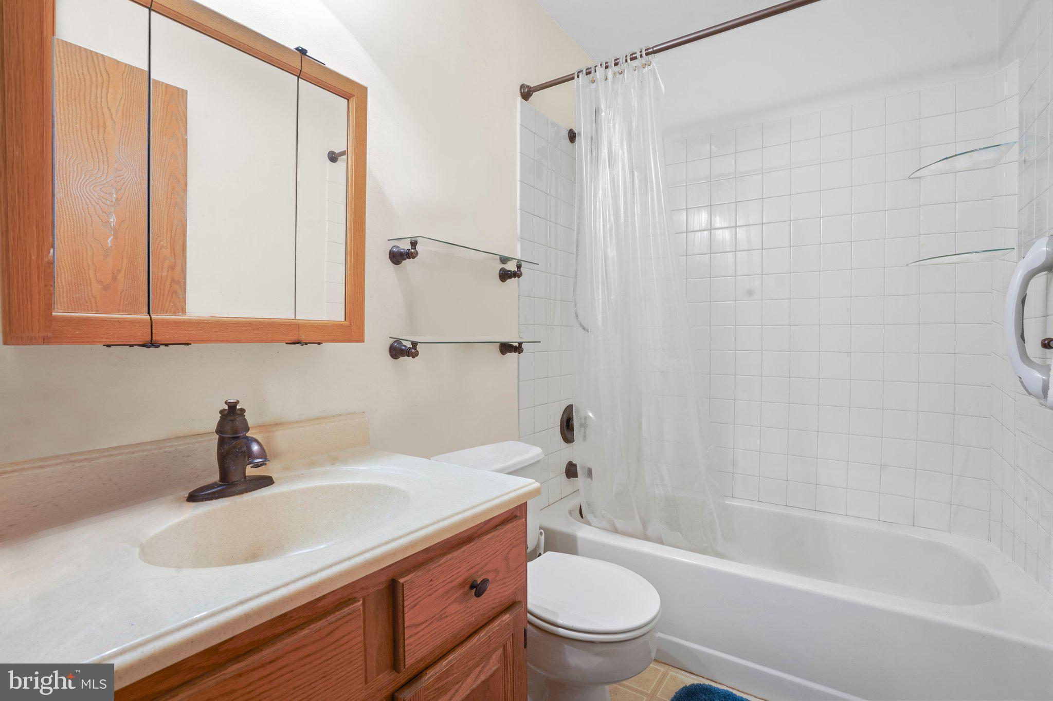 9-B Ardsley Avenue Sec 64