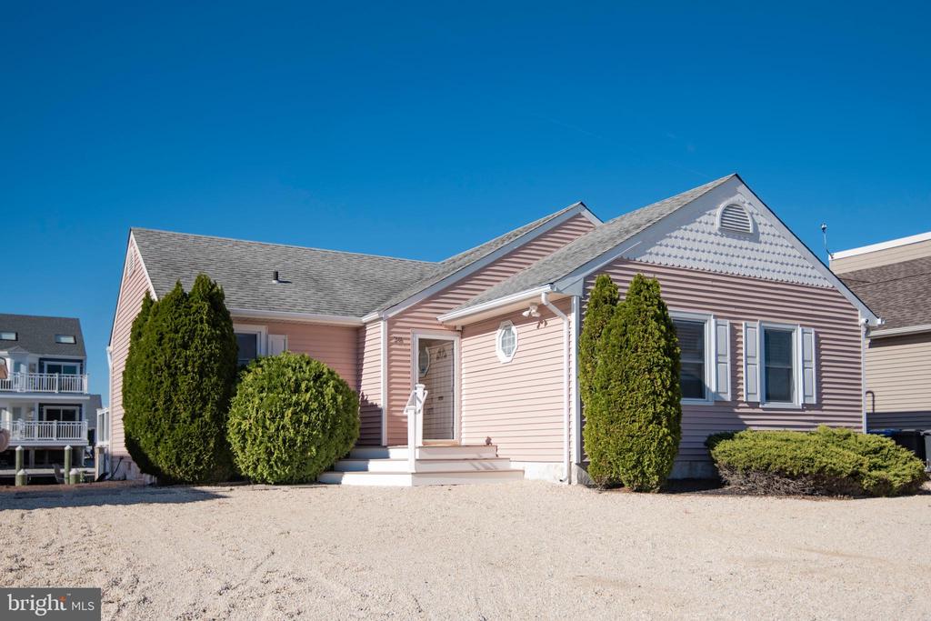 28 DIANE ROAD