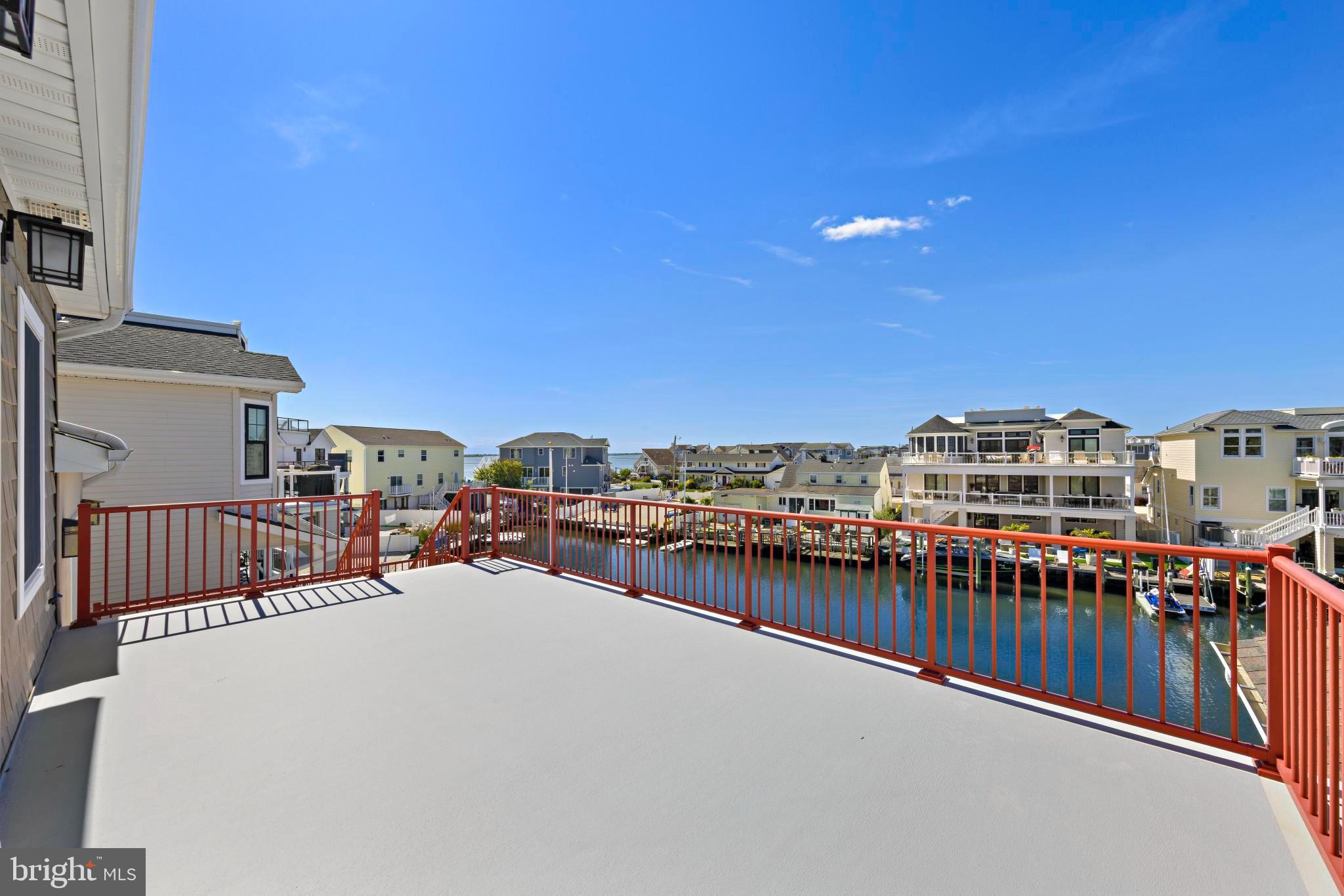 1169 Jennifer Ln