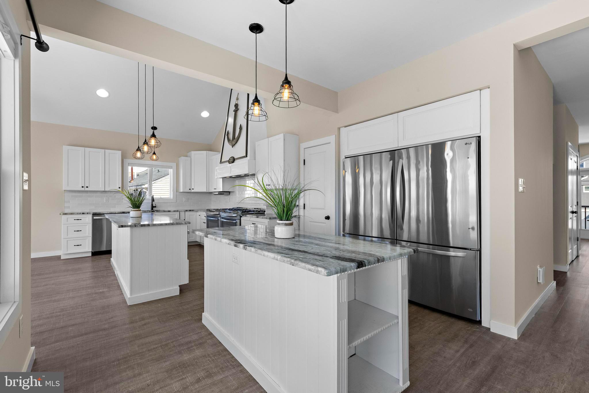 1169 Jennifer Ln
