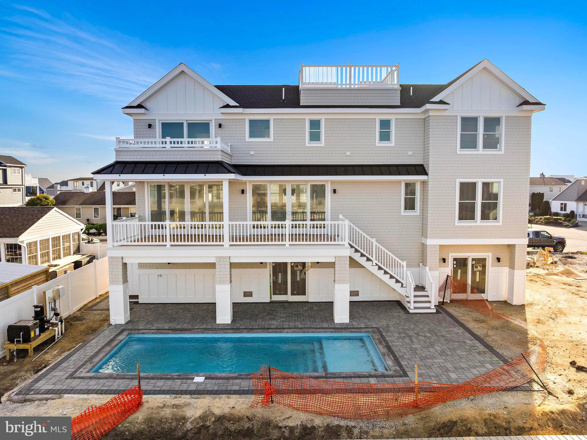 101 CLYDE LANE