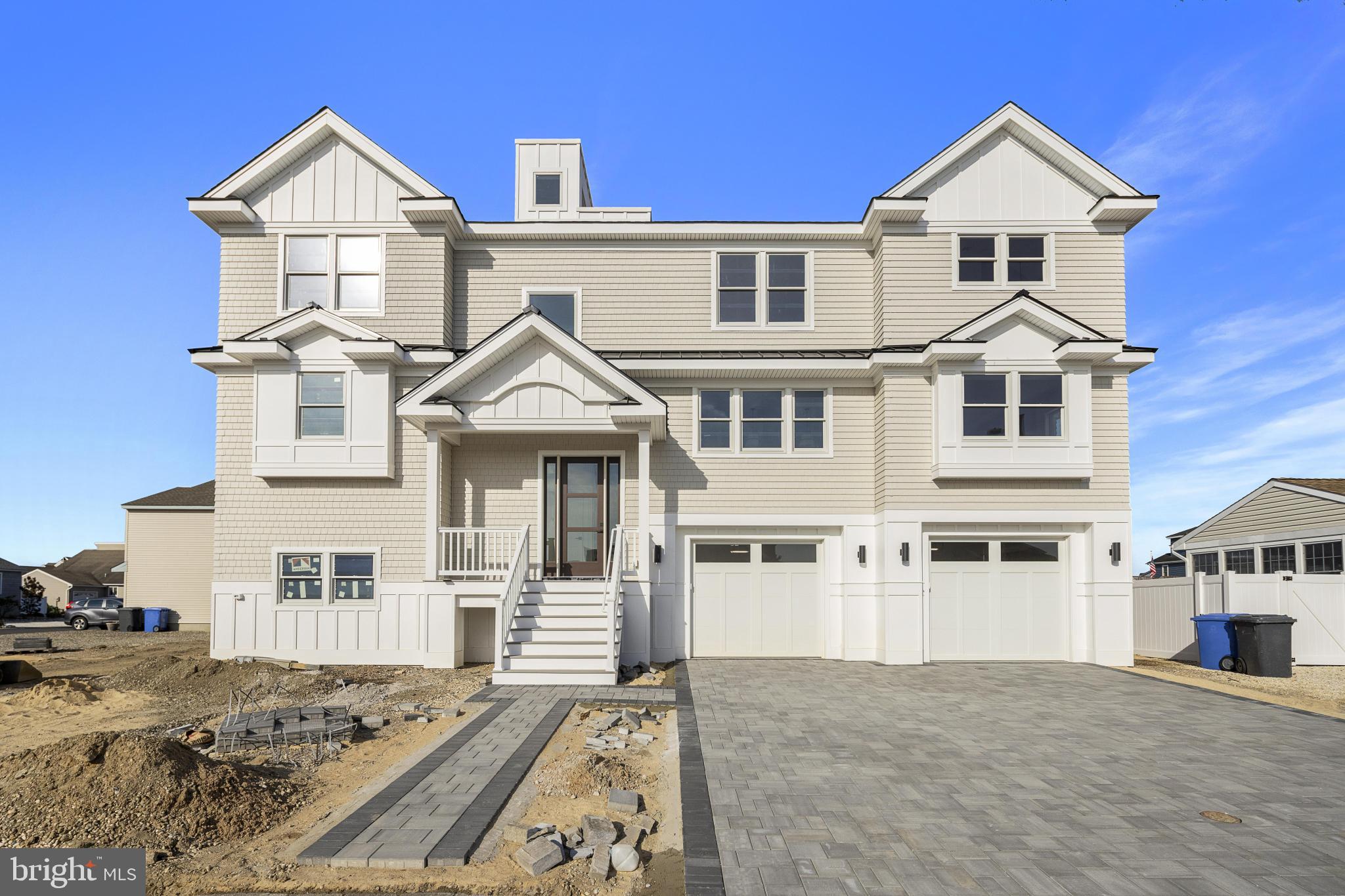 101 CLYDE LANE
