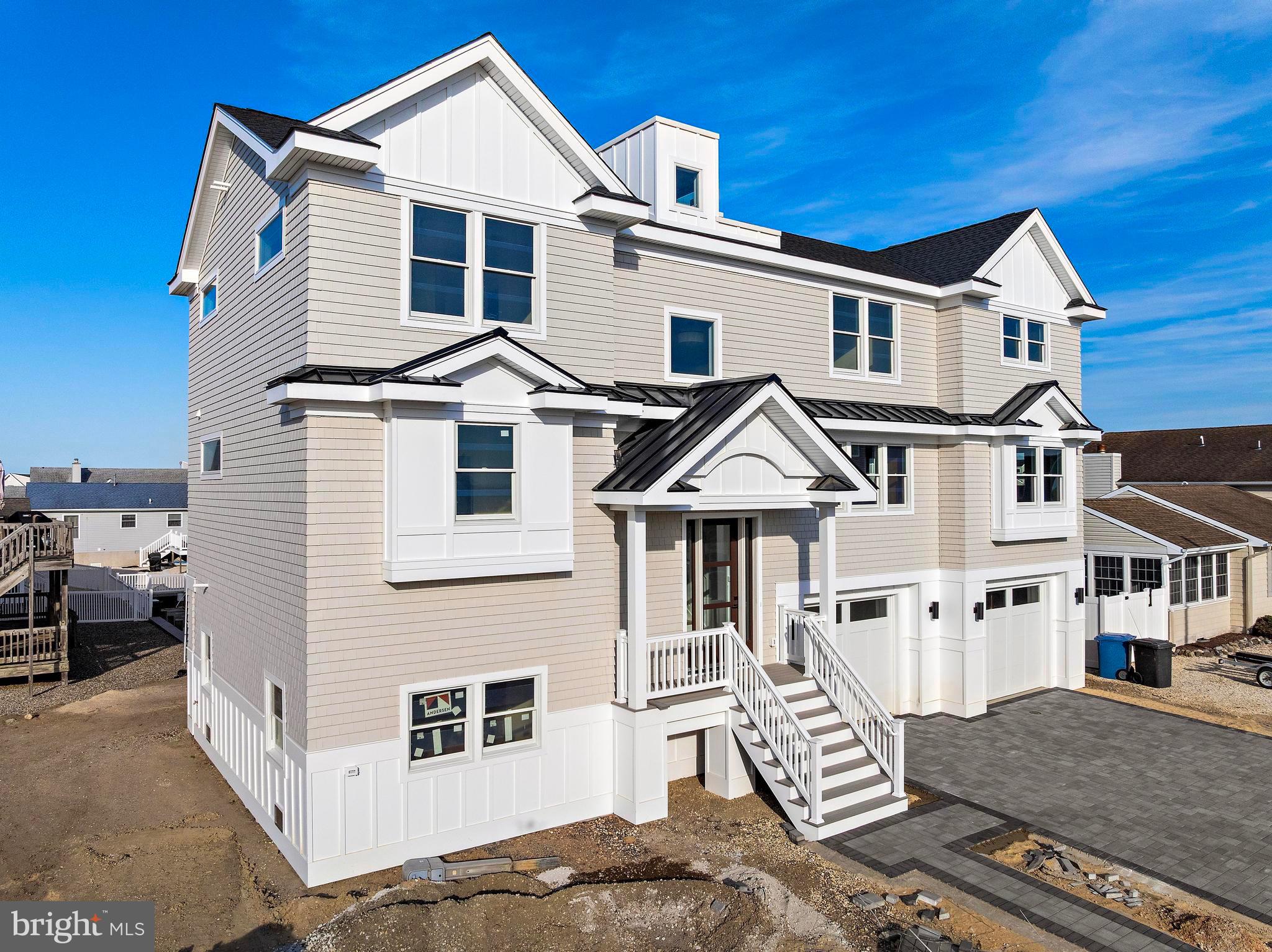 101 CLYDE LANE