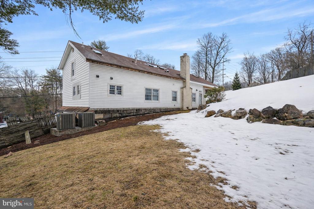72 FRANCISCO AVE