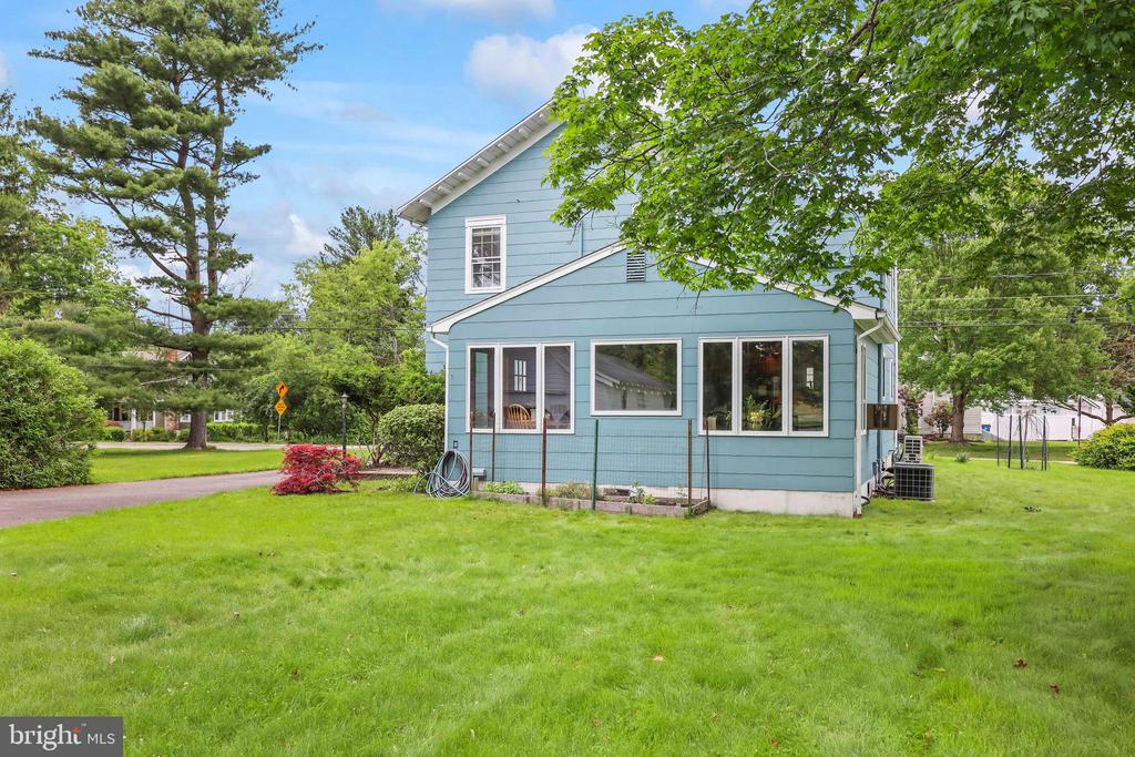 15-17 Crescent Ave