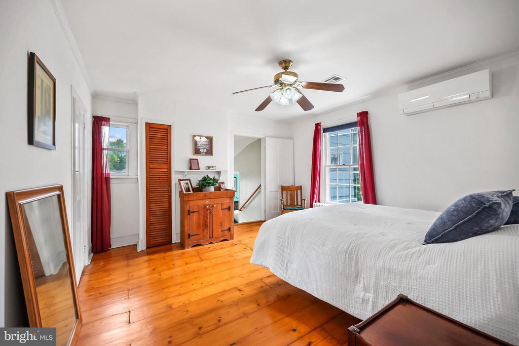 15-17 Crescent Ave