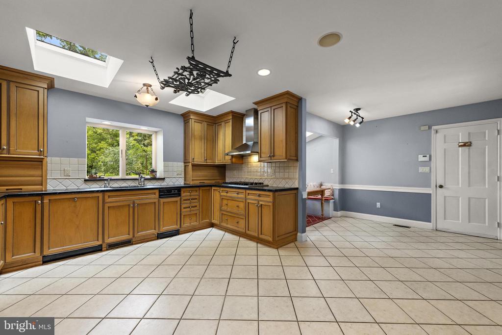 186 FAIRVIEW ROAD