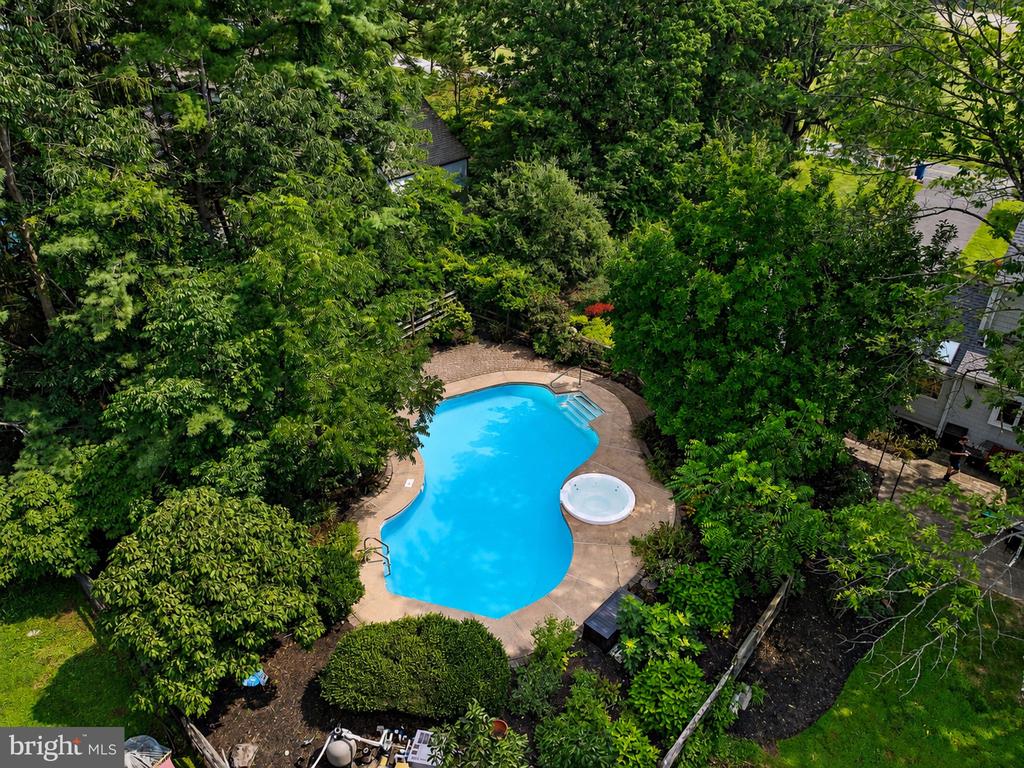 186 FAIRVIEW ROAD