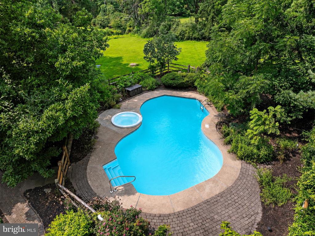 186 FAIRVIEW ROAD