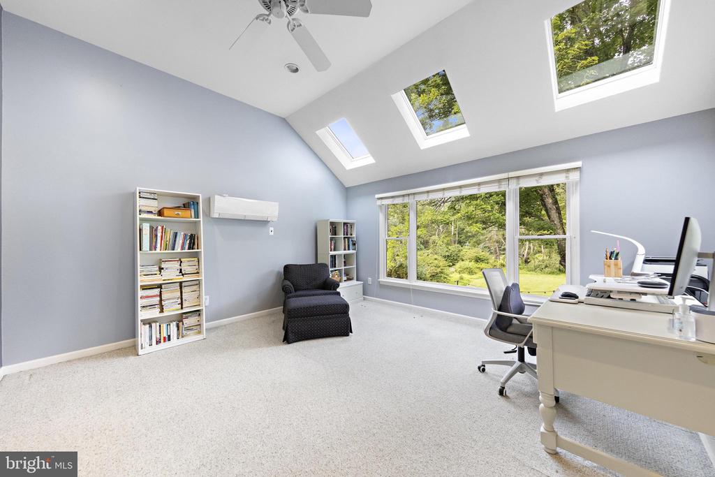 186 FAIRVIEW ROAD