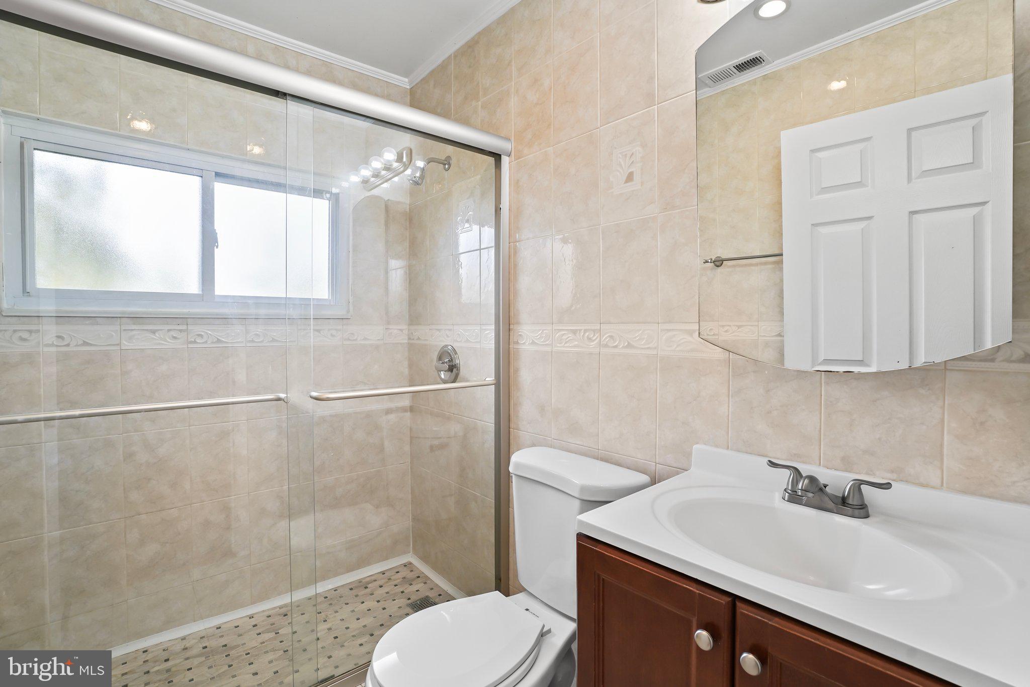 296 Thornridge Dr