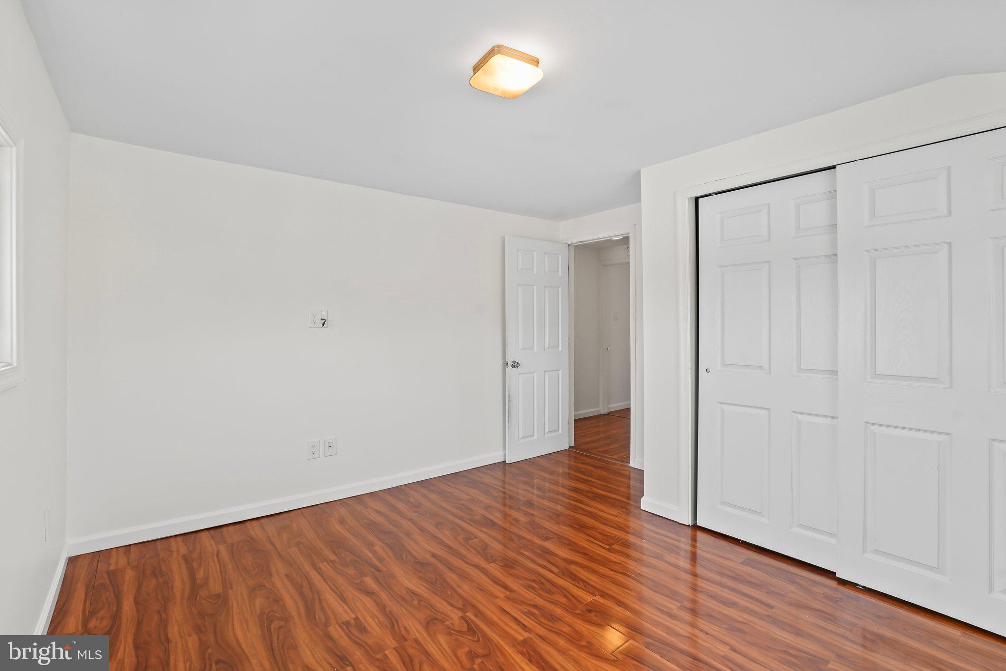 296 Thornridge Dr