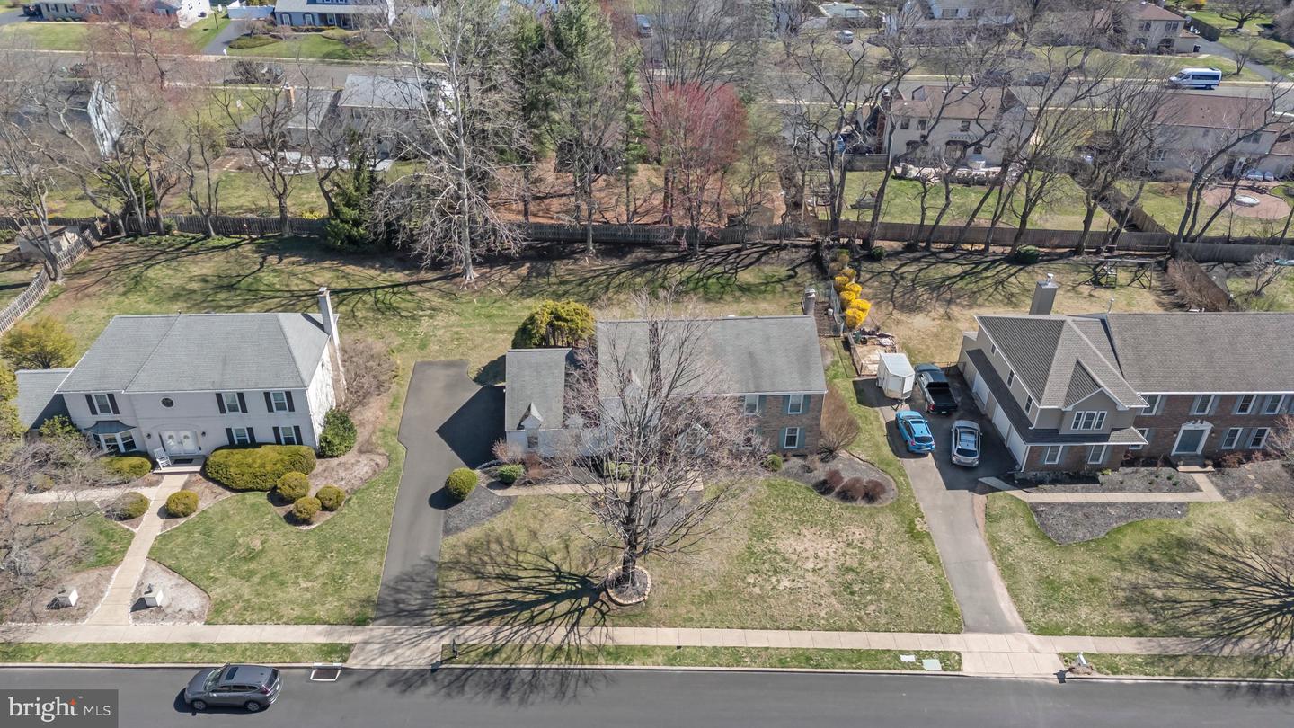 876 Henry Dr