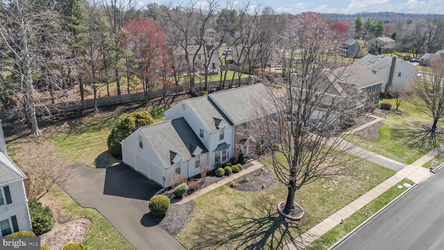 876 Henry Dr