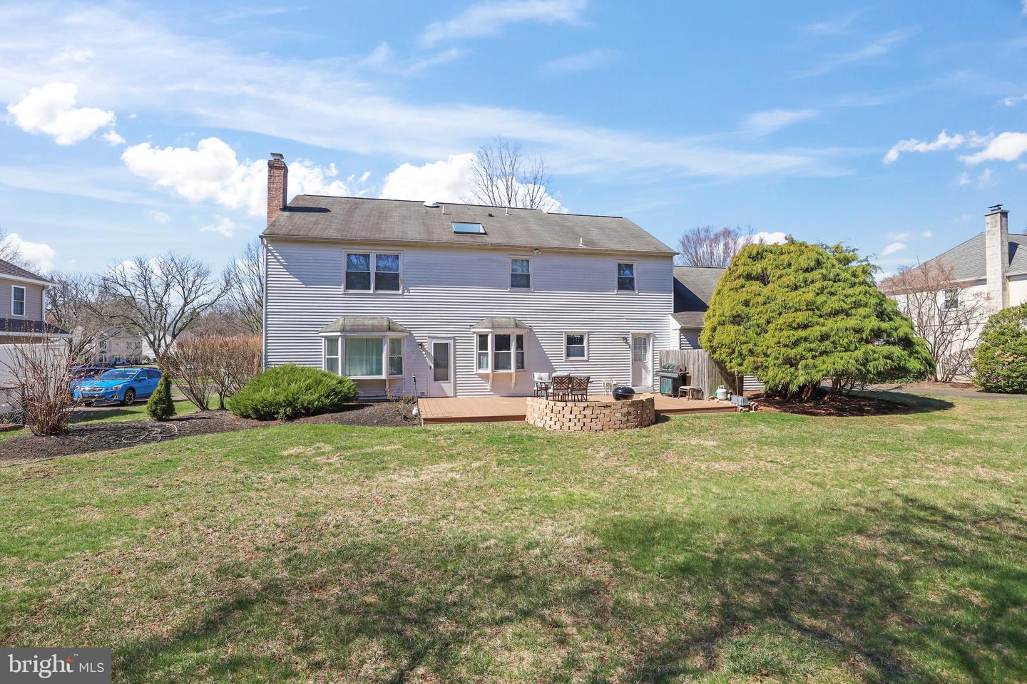 876 Henry Dr