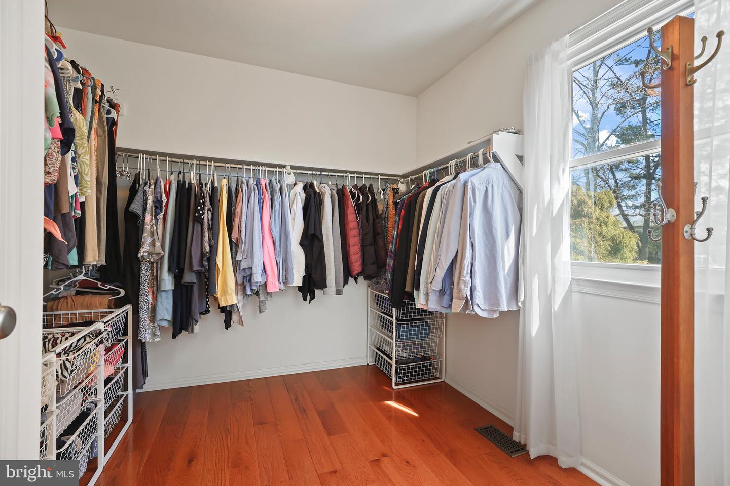 876 Henry Dr
