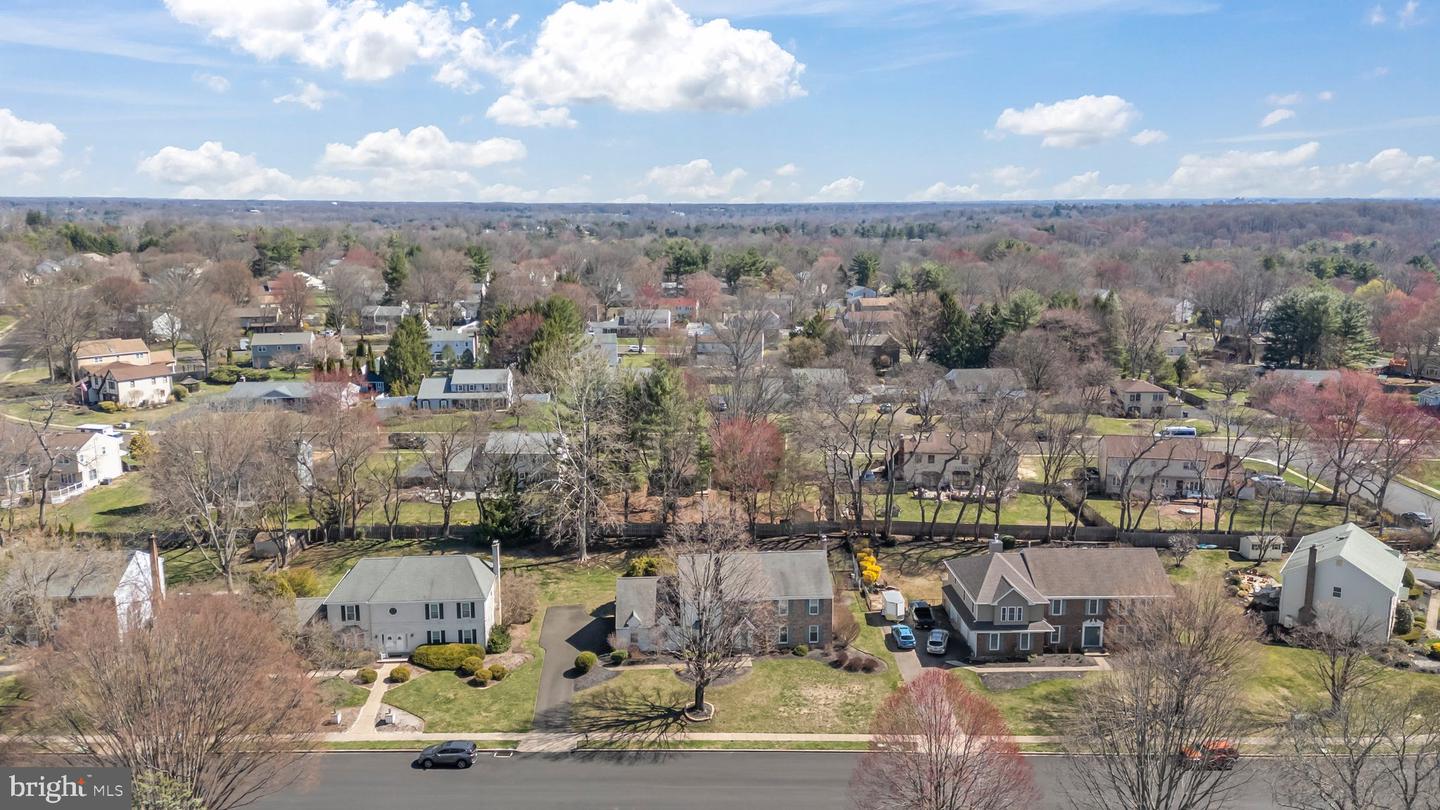 876 Henry Dr