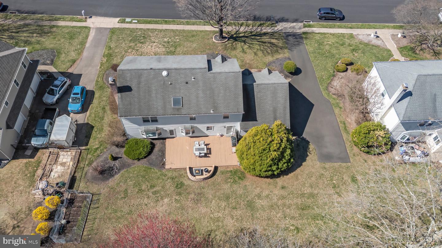 876 Henry Dr