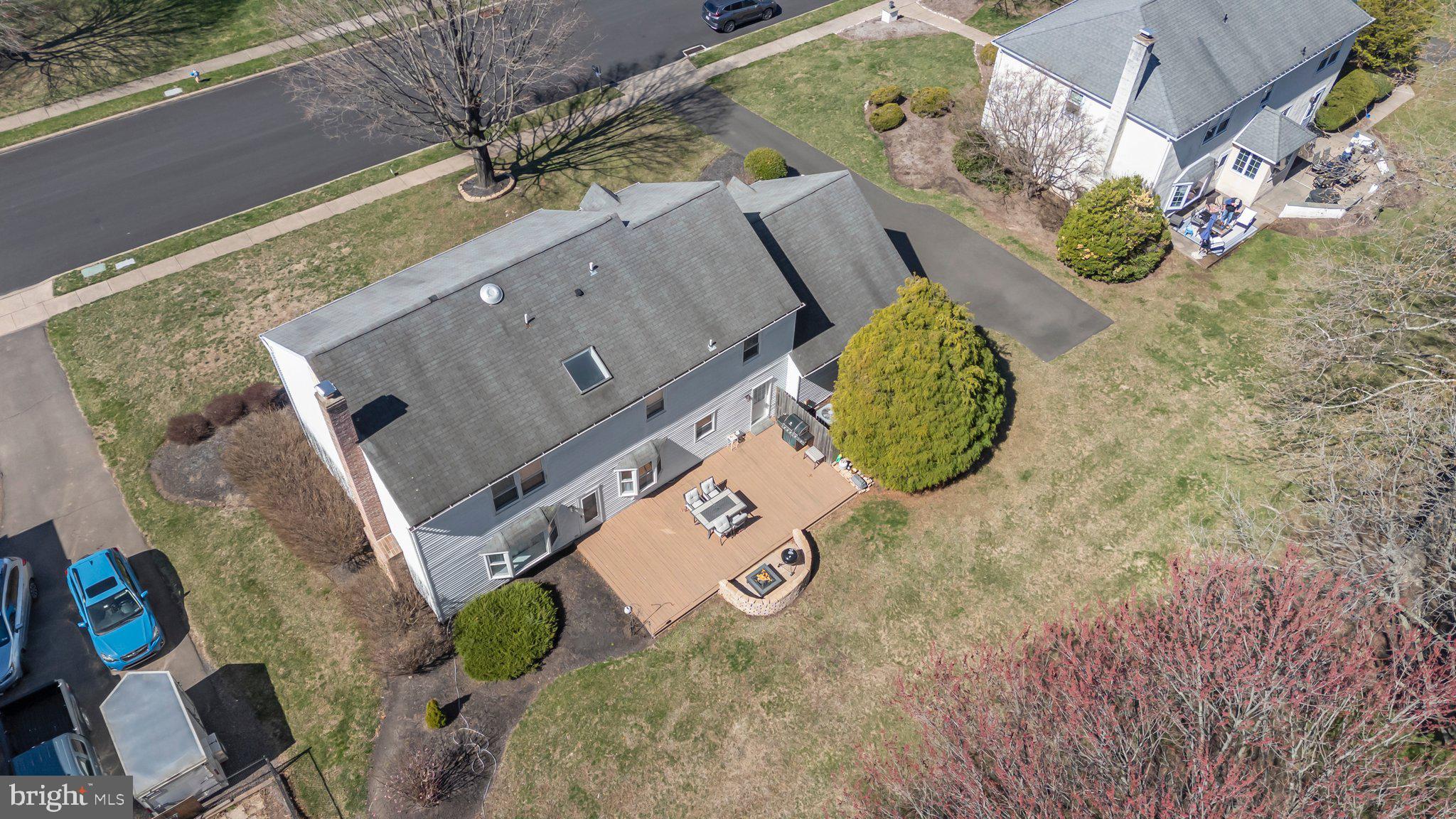 876 Henry Dr