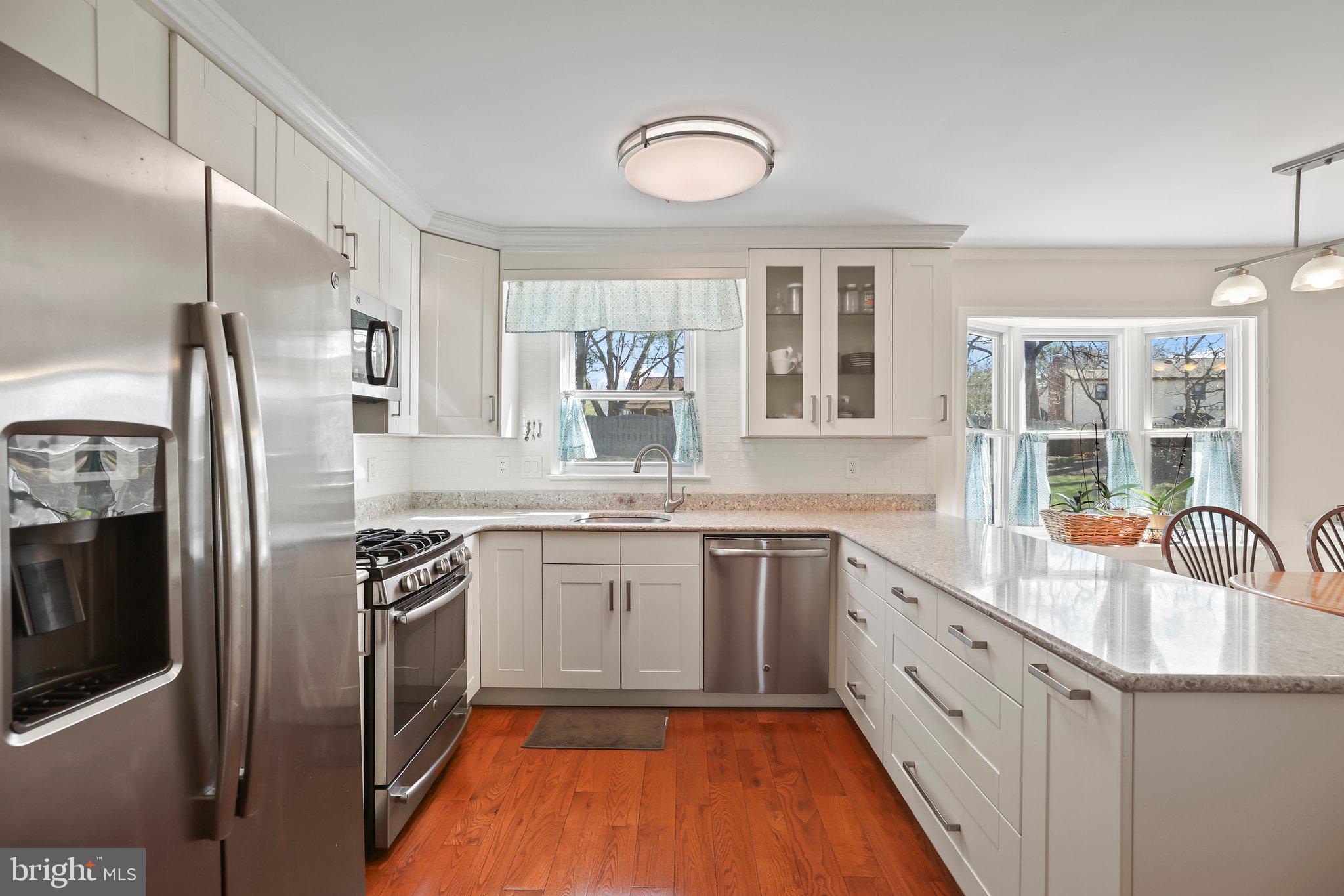 876 Henry Dr