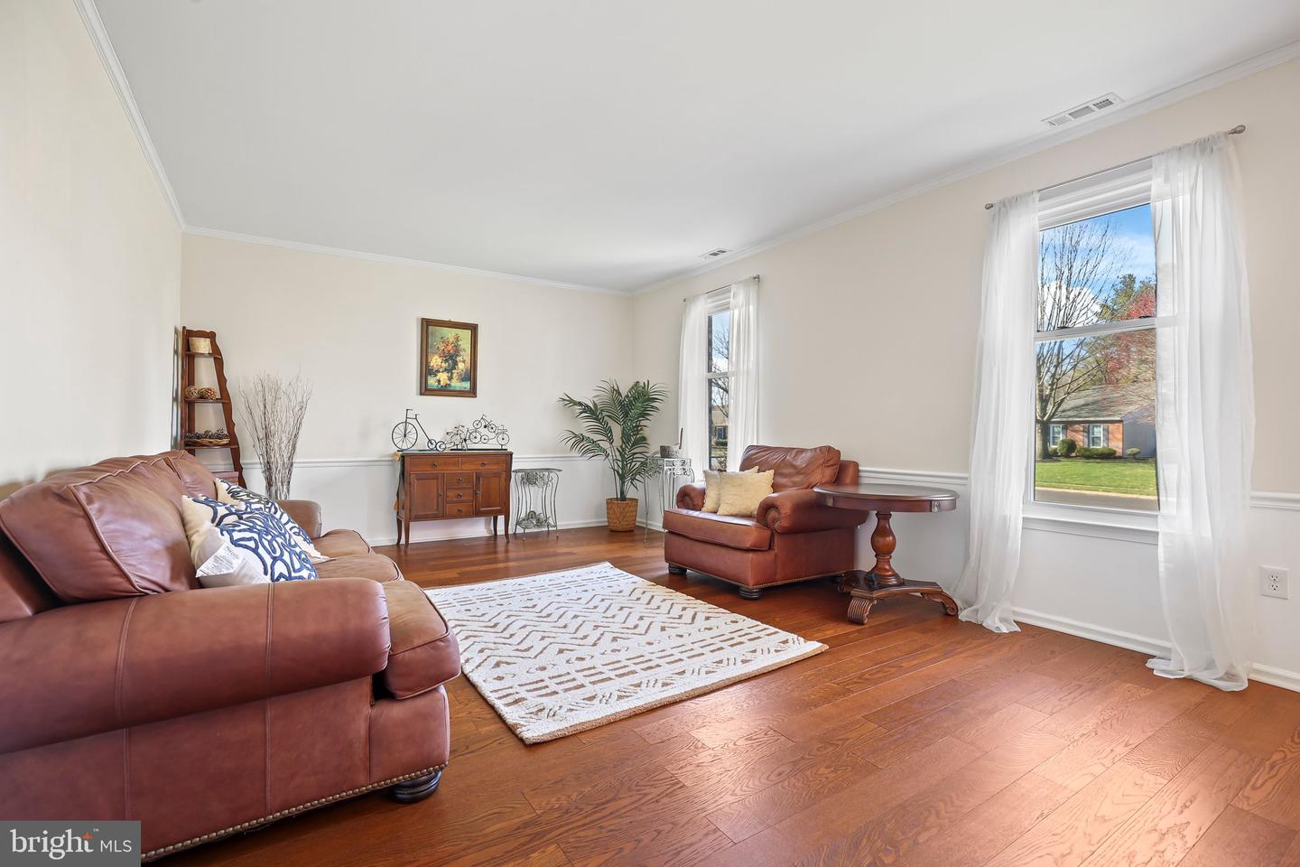 876 Henry Dr