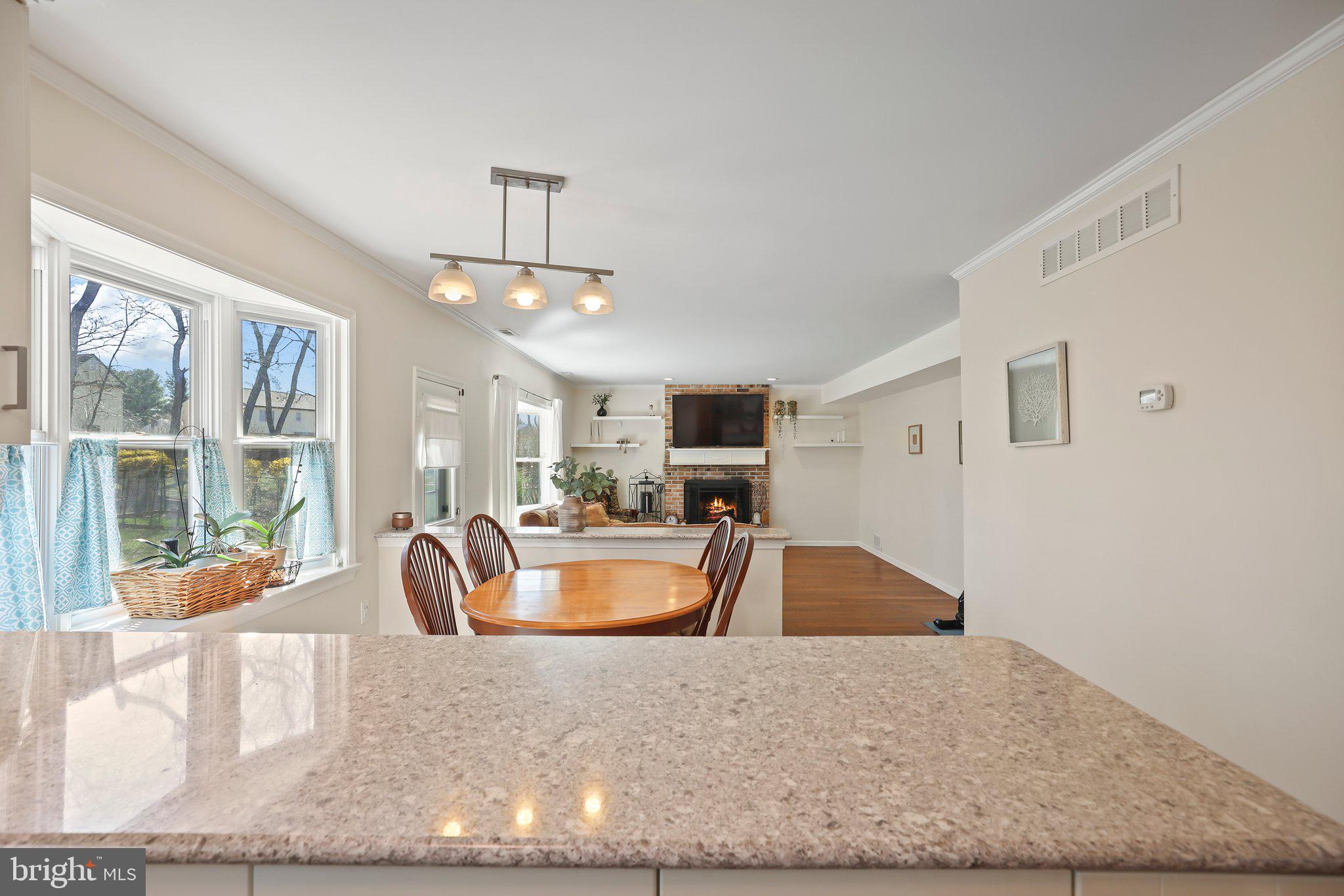 876 Henry Dr