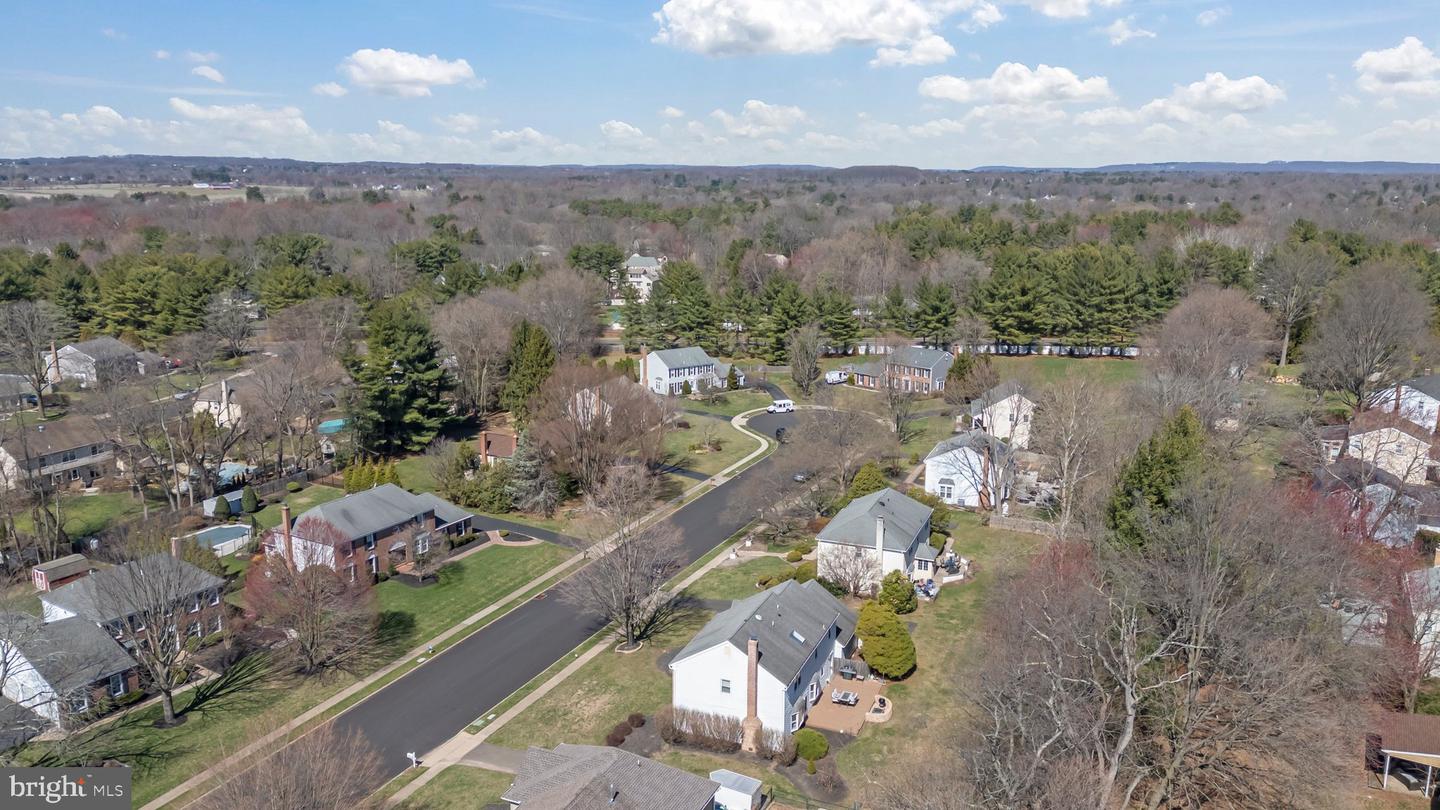 876 Henry Dr