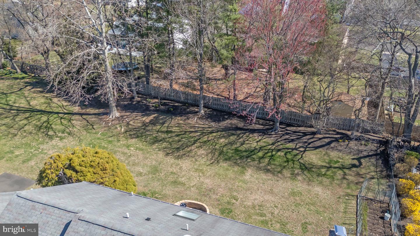 876 Henry Dr