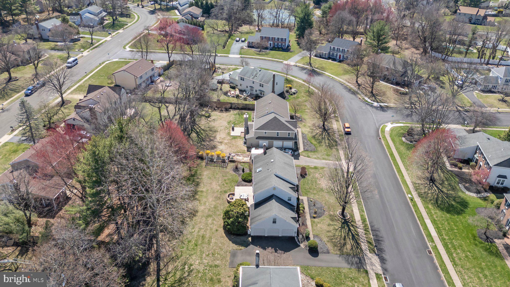 876 Henry Dr