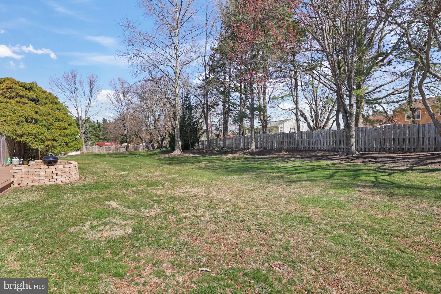 876 Henry Dr