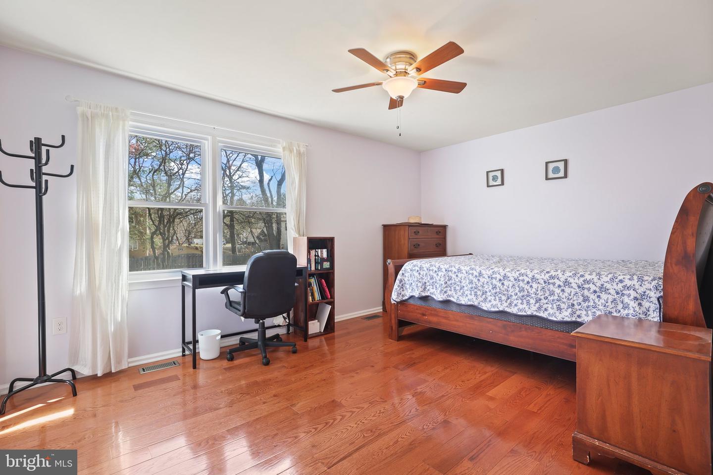 876 Henry Dr