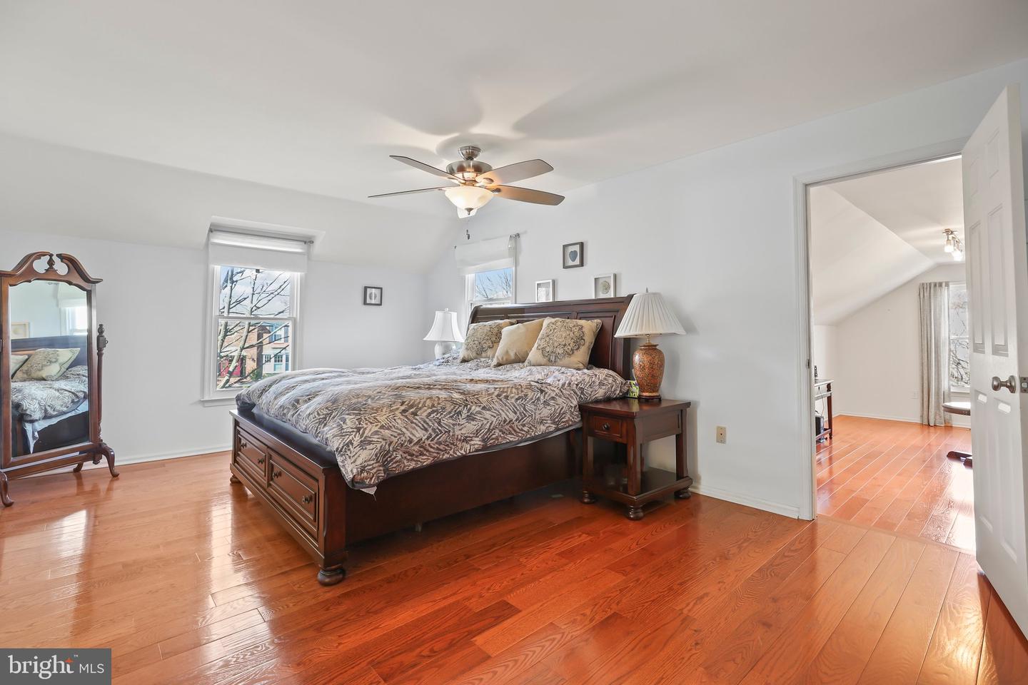 876 Henry Dr