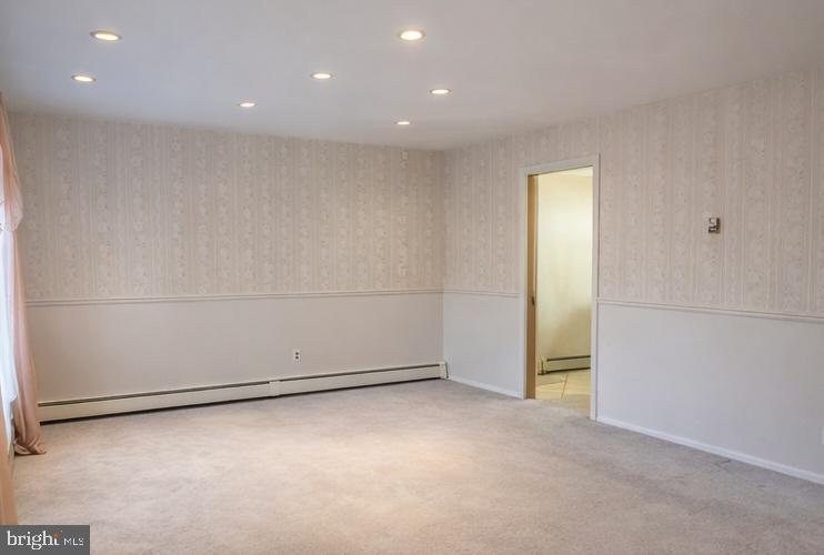 11 JESTER LANE