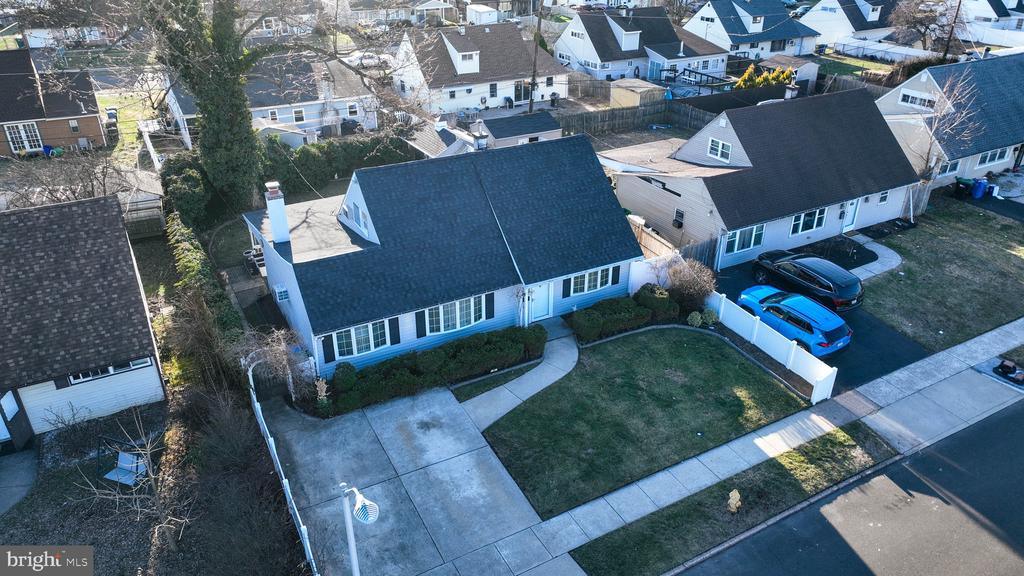 11 JESTER LANE