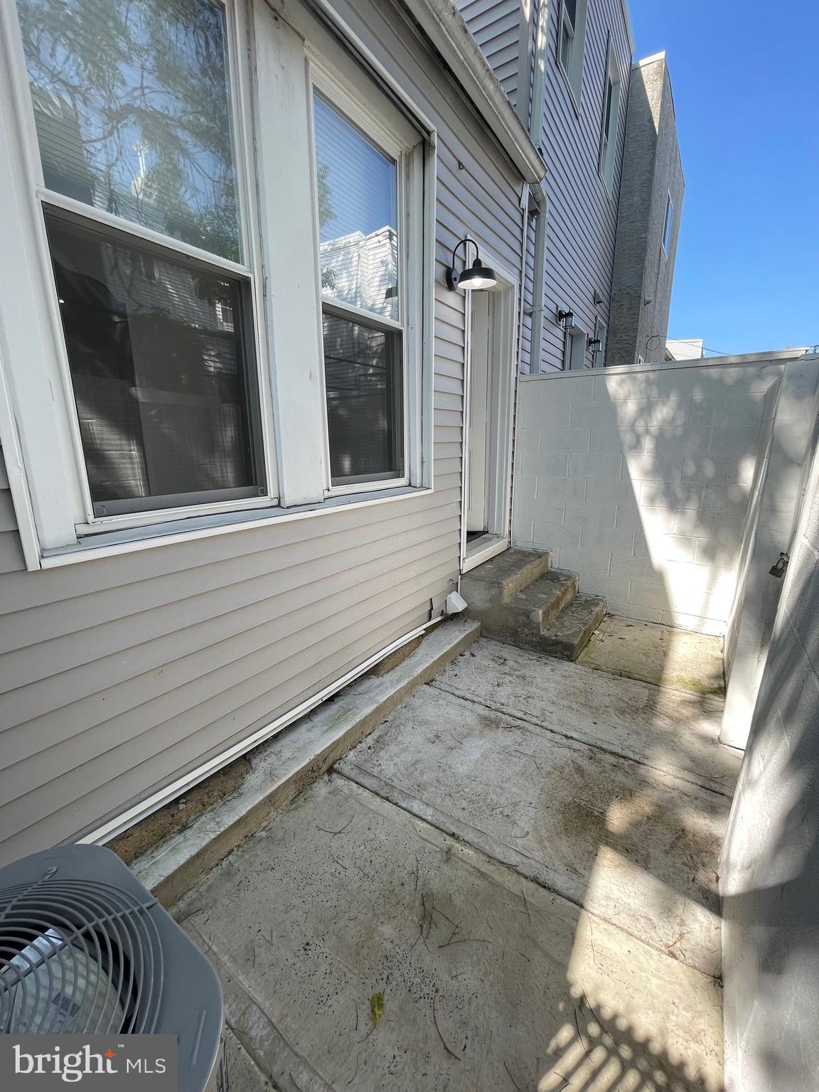 407 FITZGERALD STREET