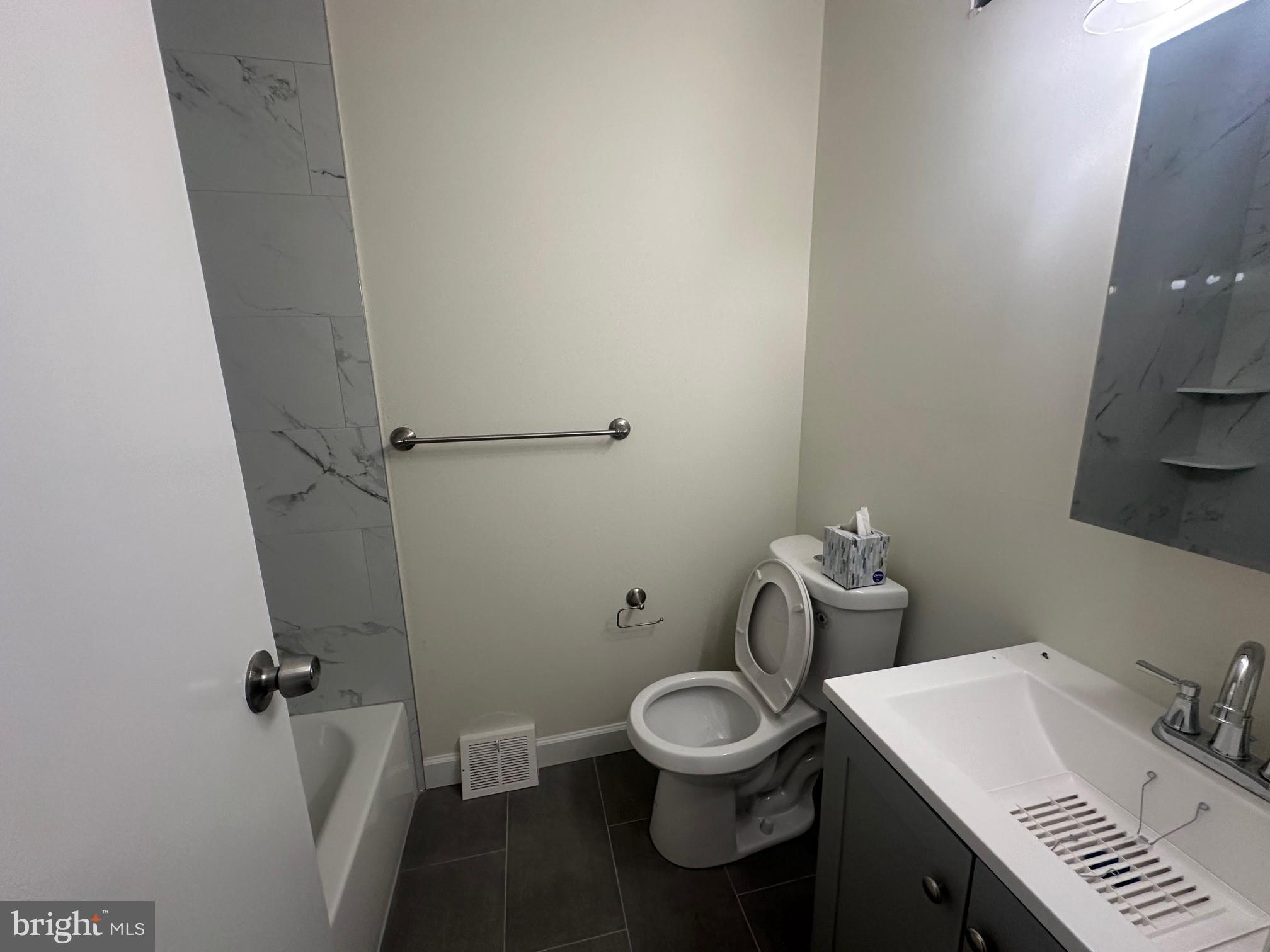 9928 Lackland Dr #2nd Fl